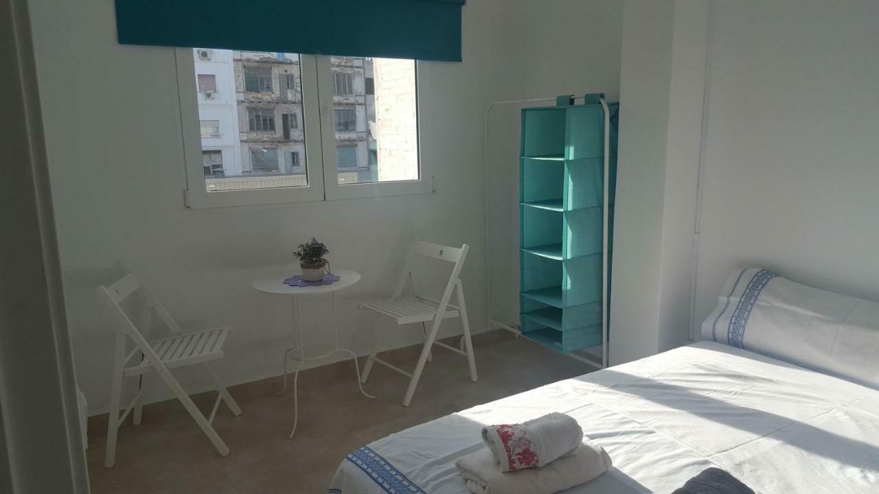 Oyo Guest House Ruzafa Valencia Exteriör bild