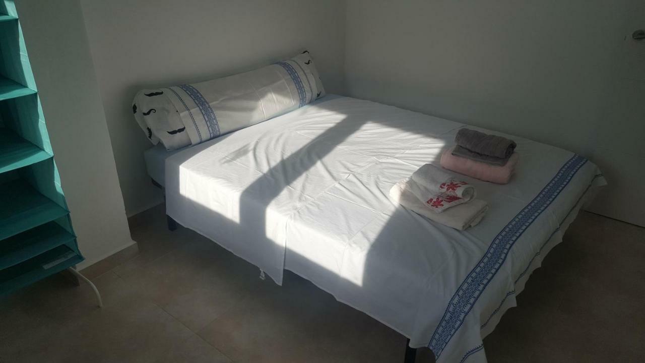 Oyo Guest House Ruzafa Valencia Exteriör bild